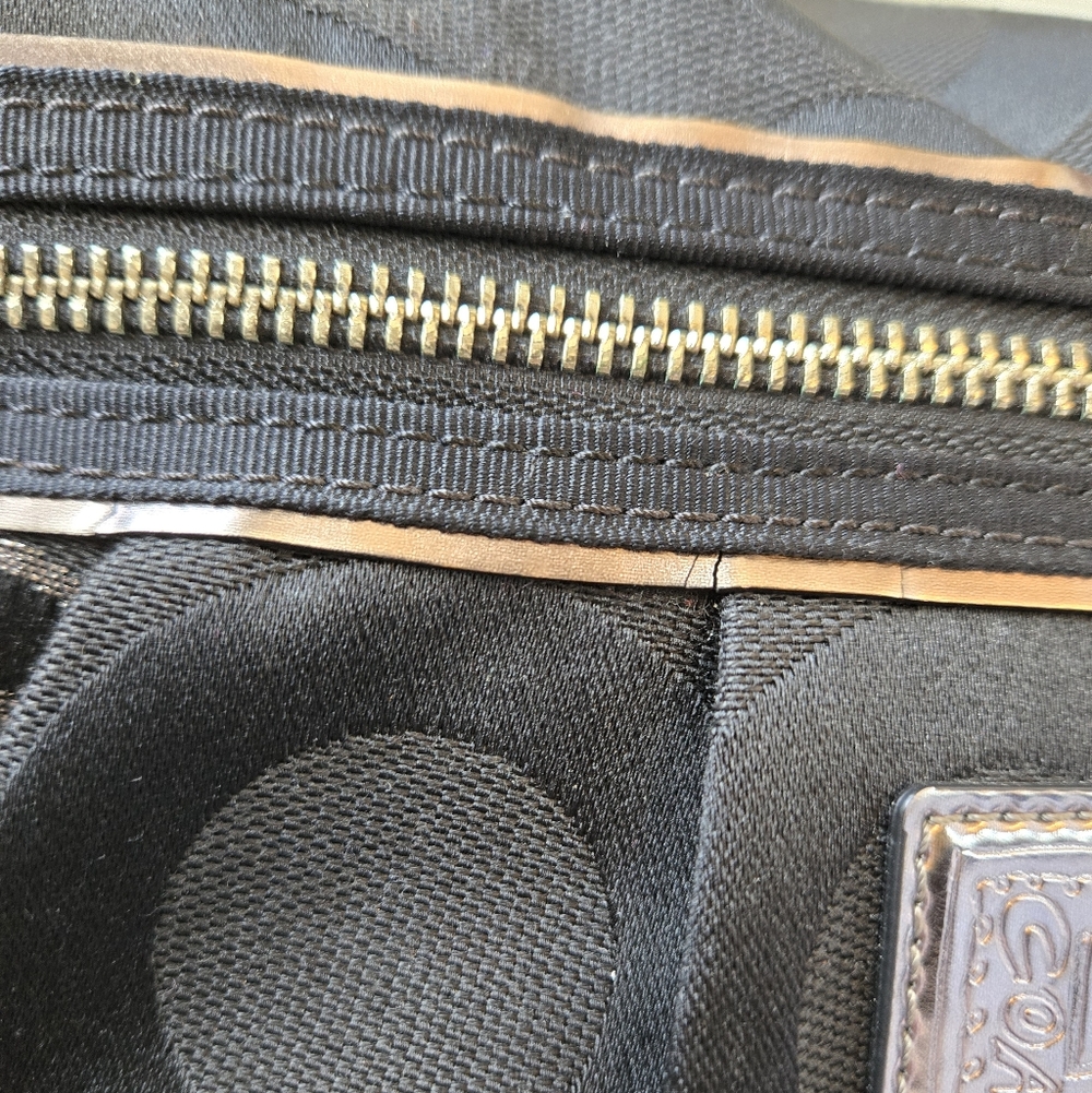 COACH 2010 Poppy Op Art Glam Black & Silver Tote Bag - Picture 12 of 16